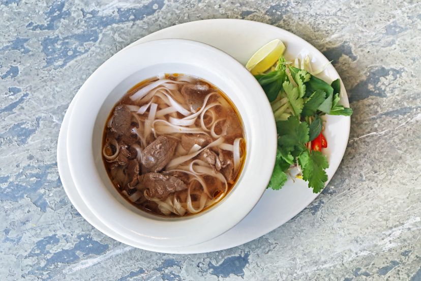Фо Бо - Вьетнамский суп с Говядиной и рисовой лапшой 